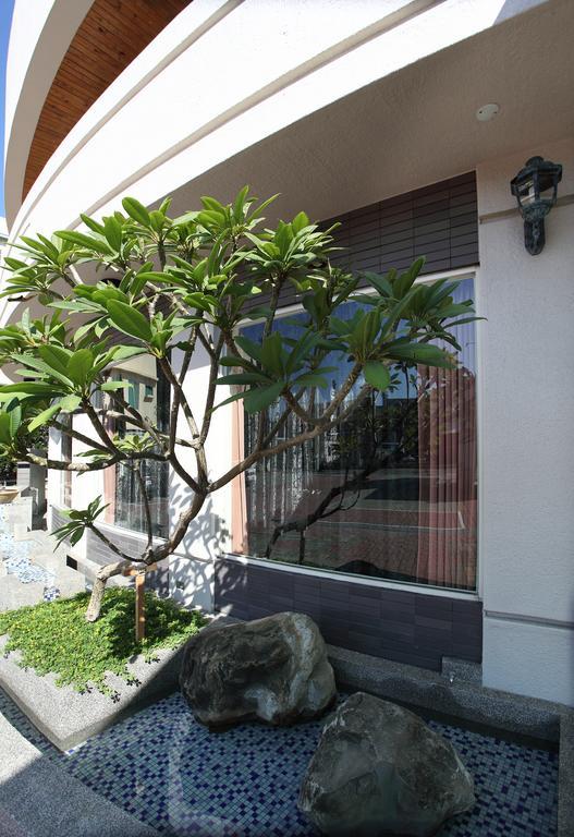 Chia Shih Pao Hotel Taibao Exteriör bild