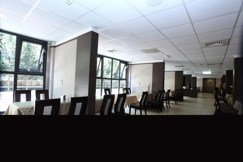 Chia Shih Pao Hotel Taibao Exteriör bild