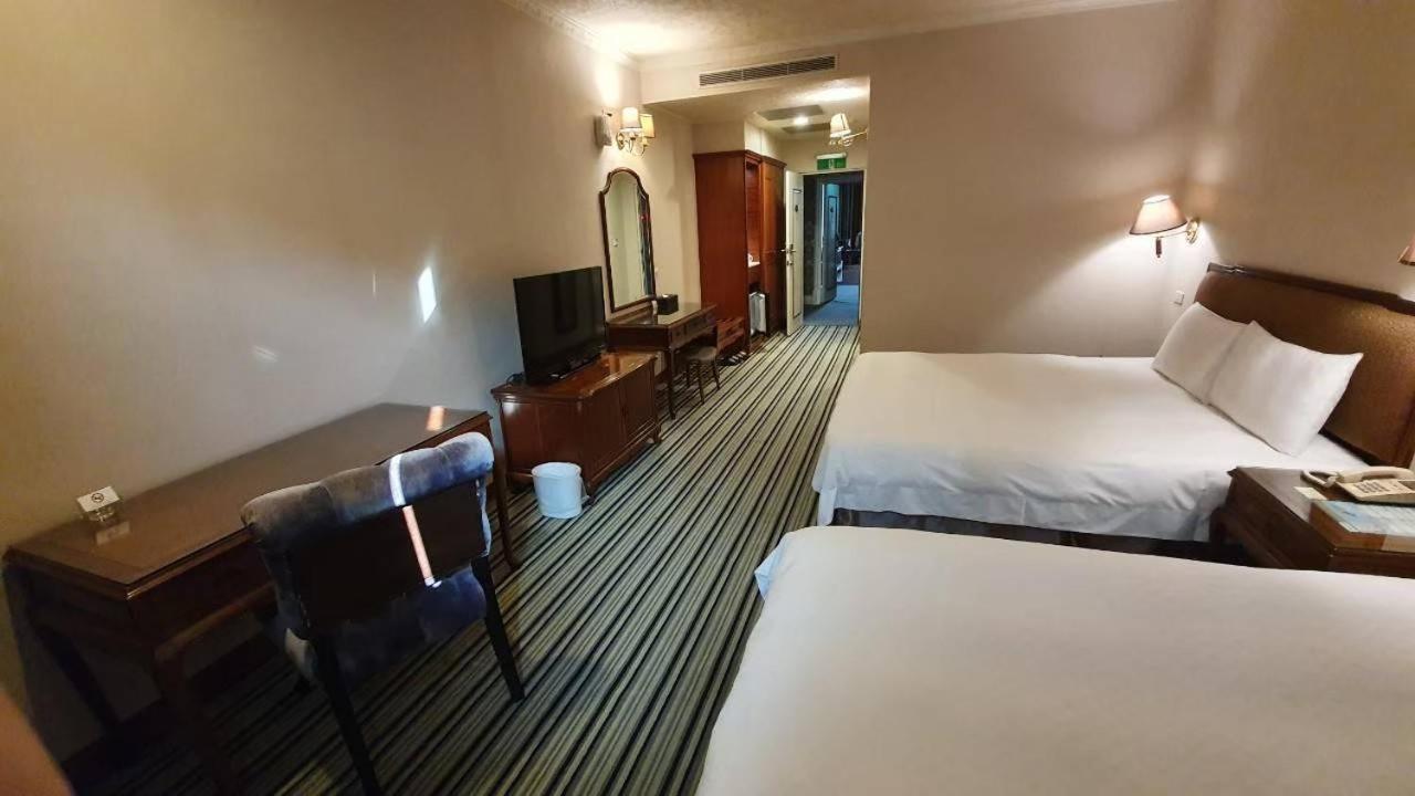 Chia Shih Pao Hotel Taibao Exteriör bild