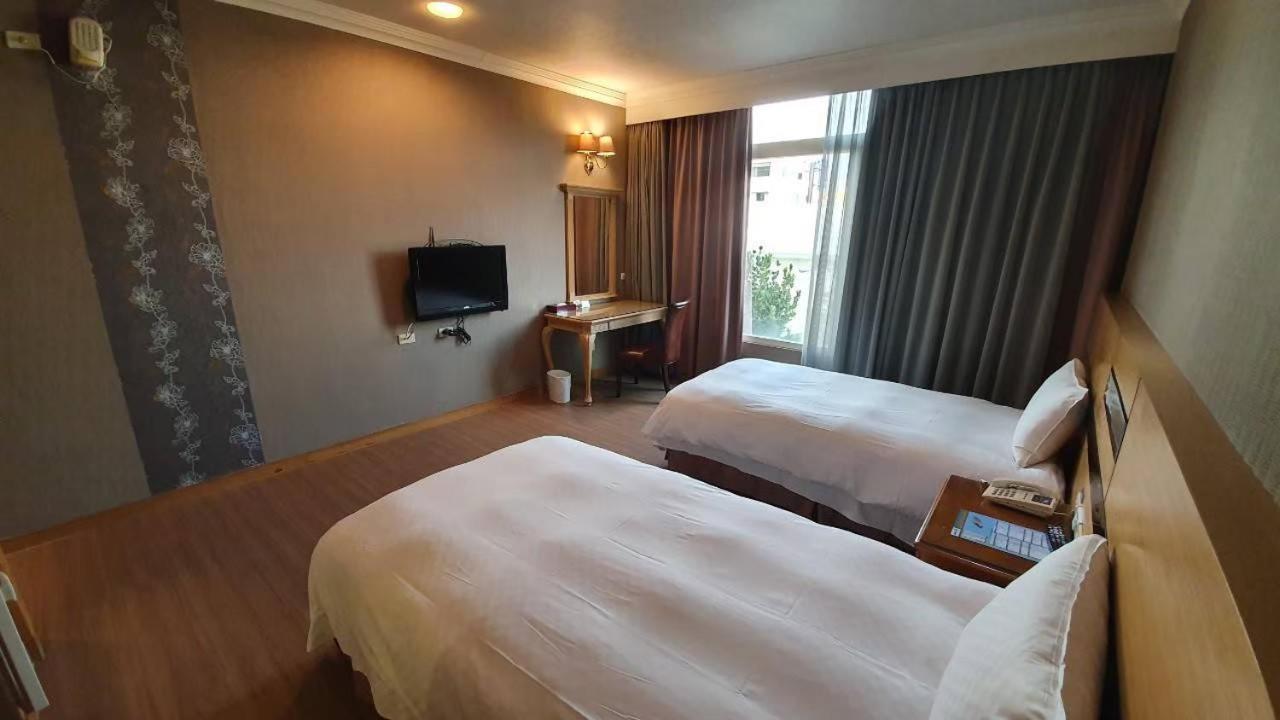 Chia Shih Pao Hotel Taibao Exteriör bild