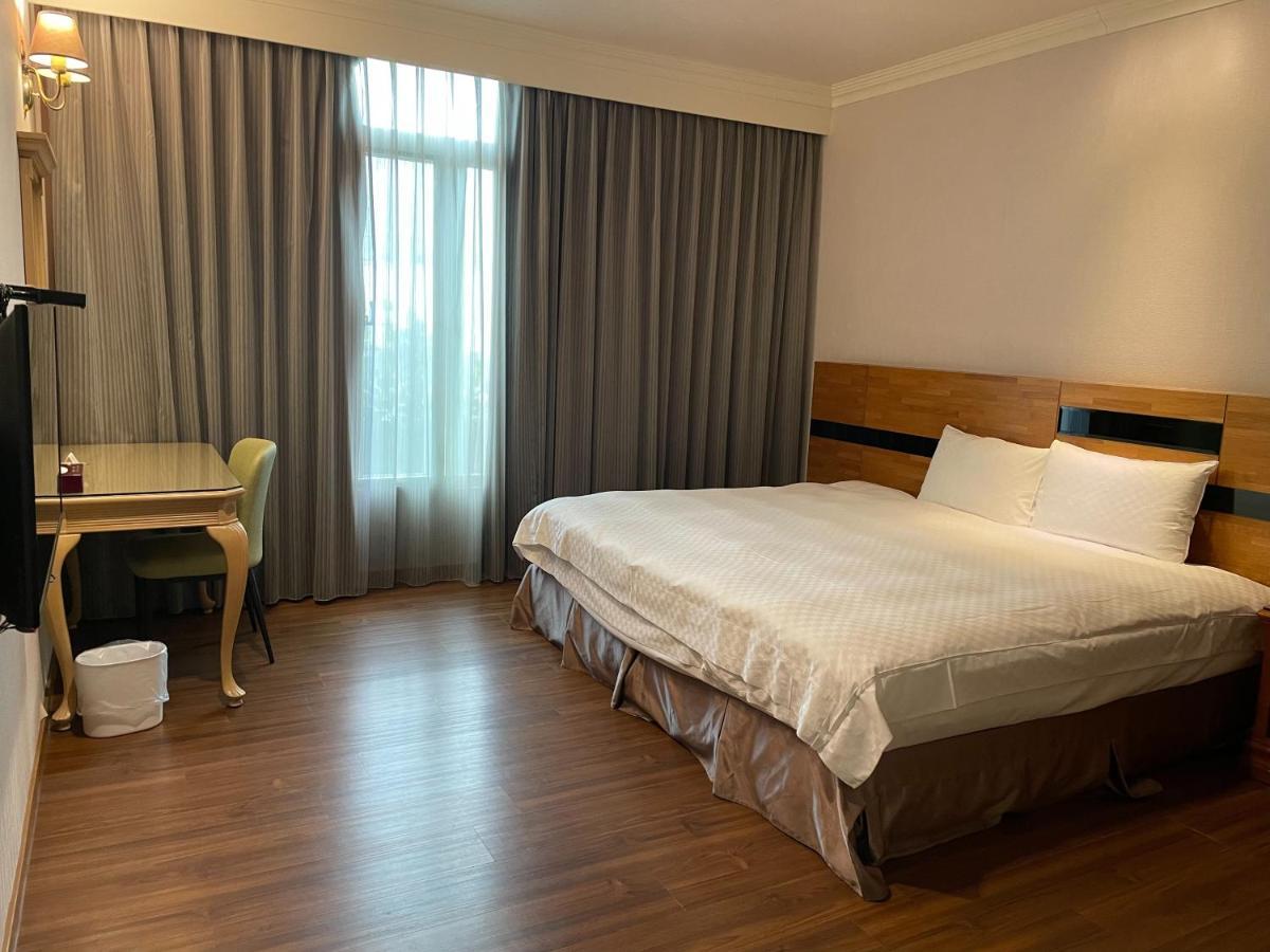 Chia Shih Pao Hotel Taibao Exteriör bild