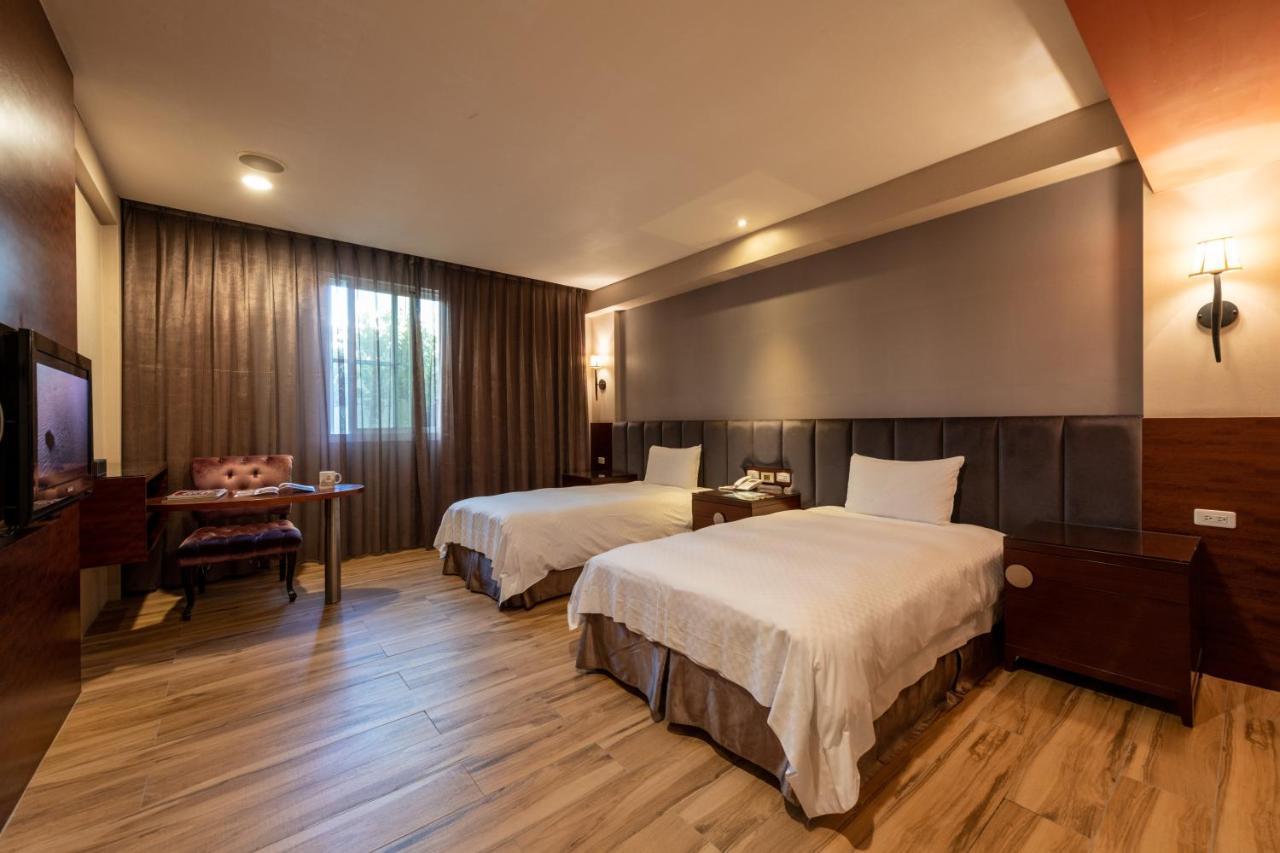 Chia Shih Pao Hotel Taibao Exteriör bild