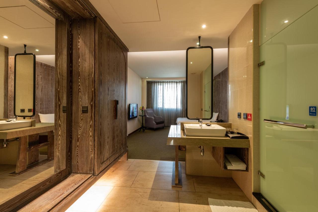 Chia Shih Pao Hotel Taibao Exteriör bild